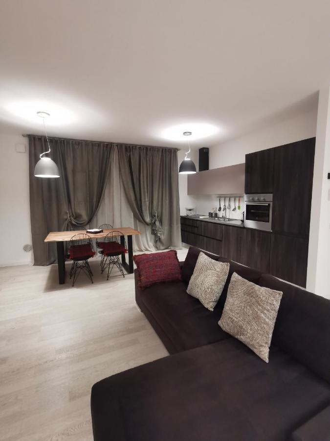 Appartamento La Casa Di Greta Monza Esterno foto
